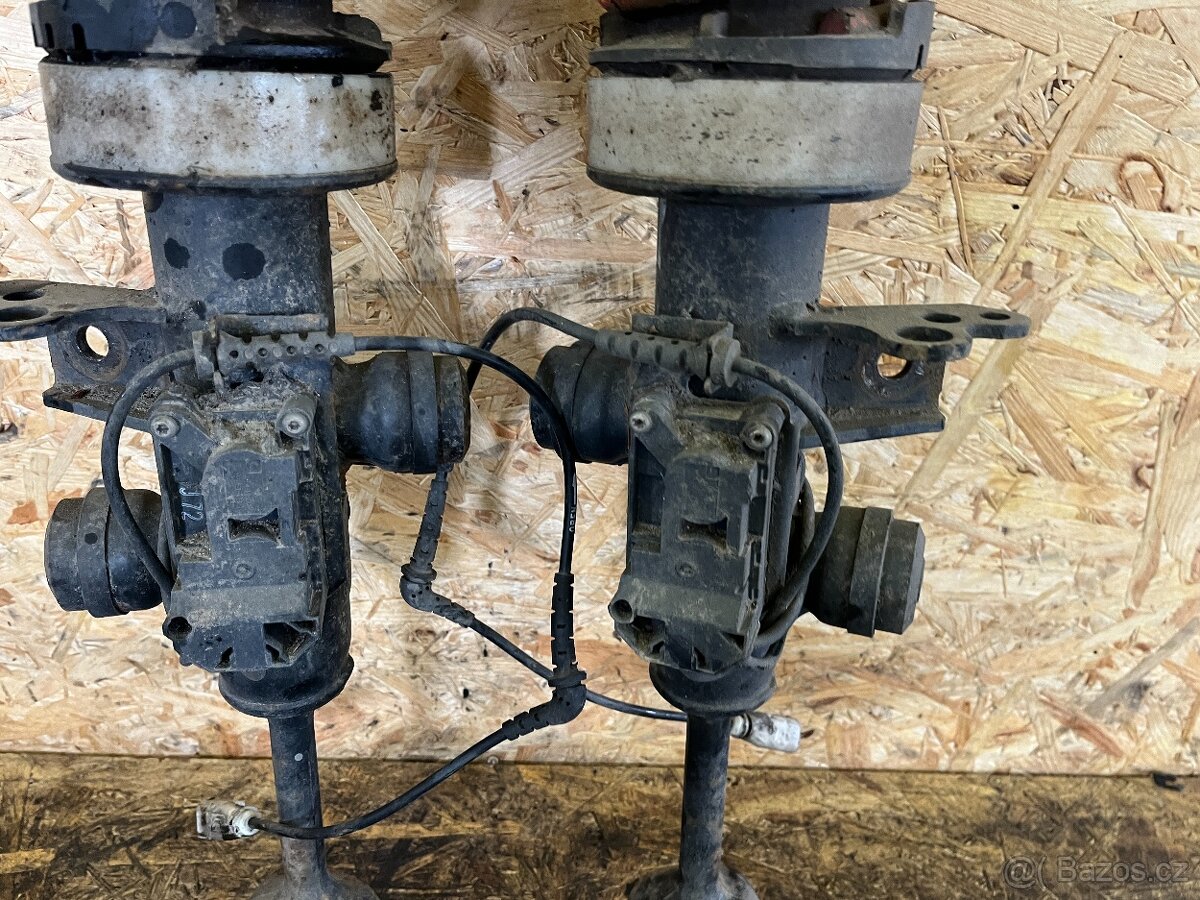 PŘEDNÍ AKTIVNÍ TLUMIČE BMW F11 3711679697901 / 3711679698001 - 5