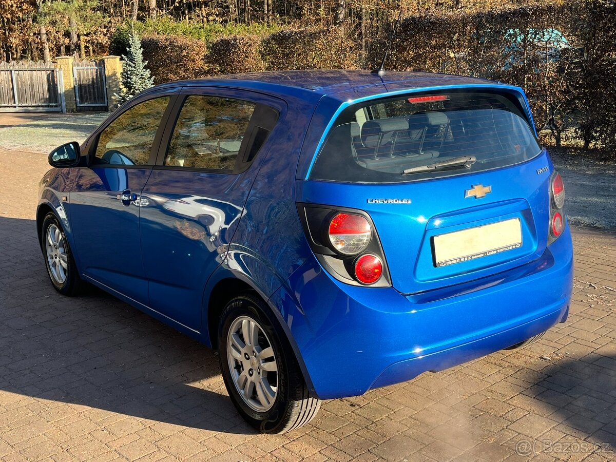 Chevrolet Aveo 1.4 i 74 kW Tempomat Serviska - 5