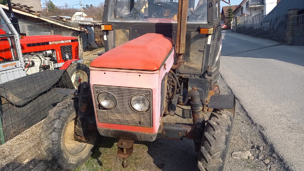 Zetor 7011-kapotáž - 5