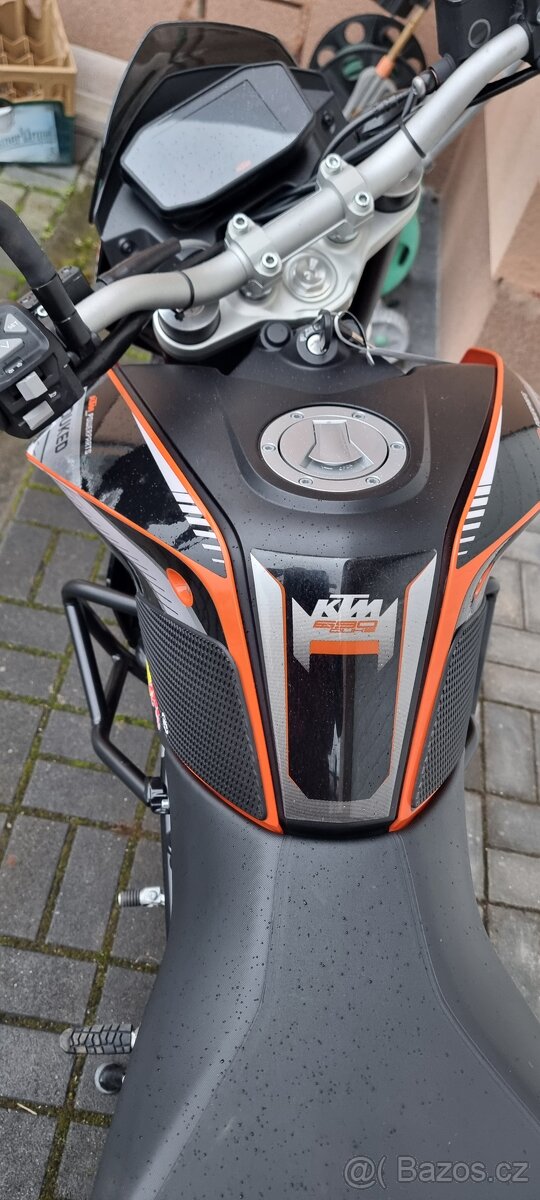 Ktm Duke 690 - 5