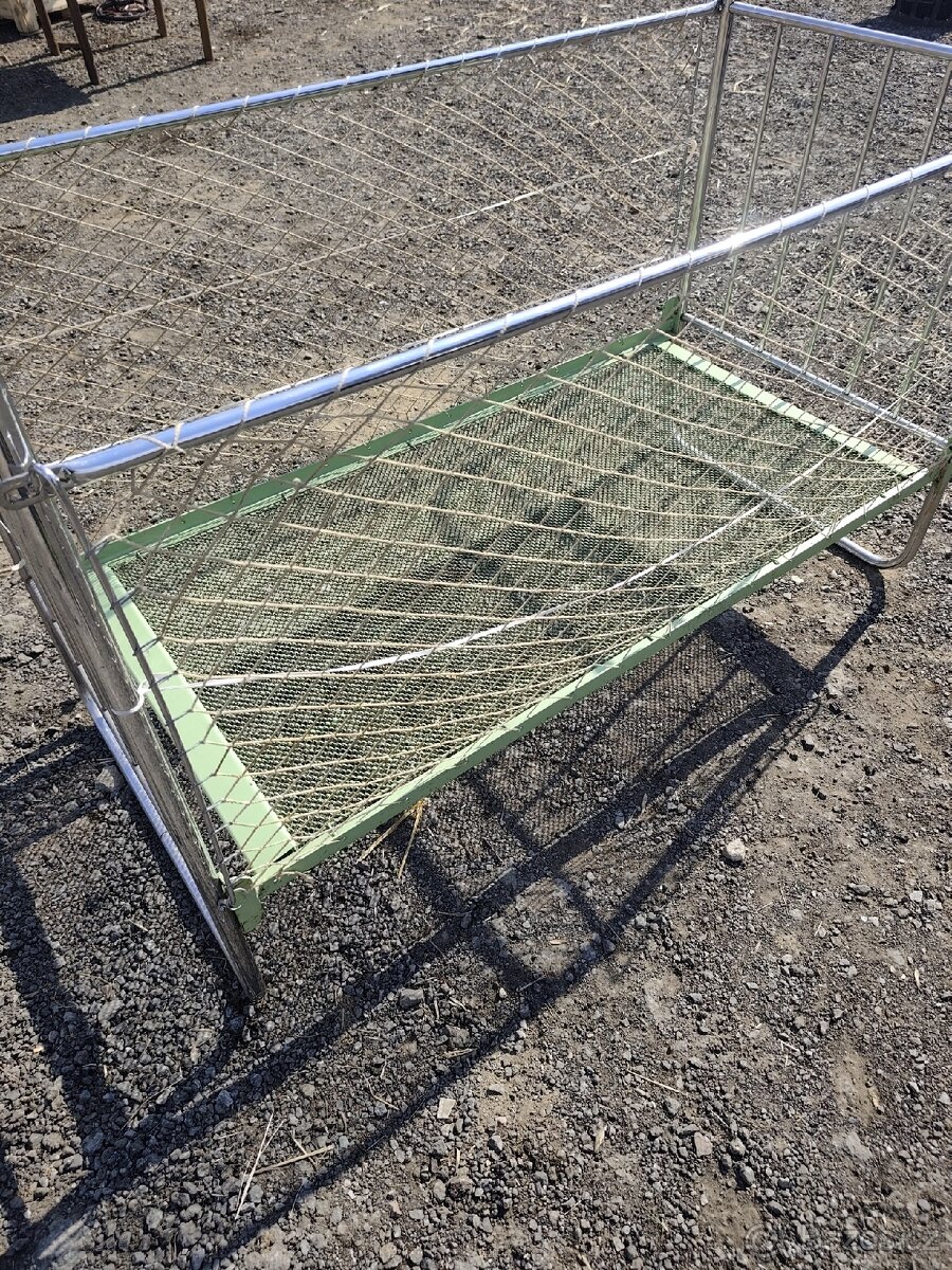 Chromovaná postýlka - 5