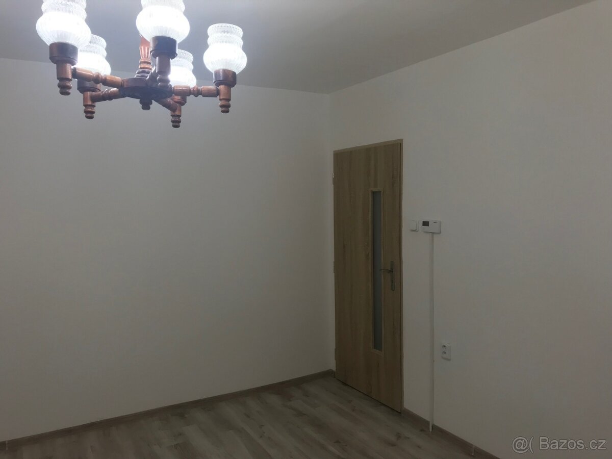 Pronájem bytu 1+1, 42 m² v Mor. Budějovicích, Myslbekova - 5