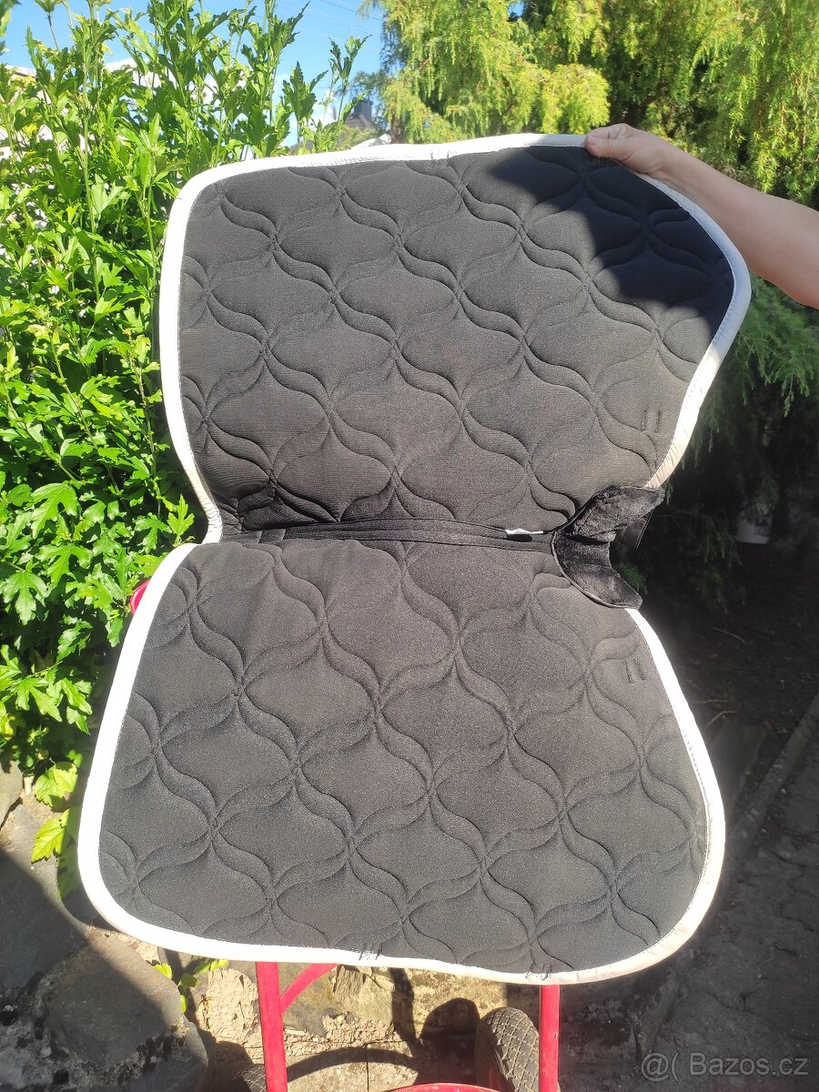 Černá sametová dečka a čabraka Eskadron - 5