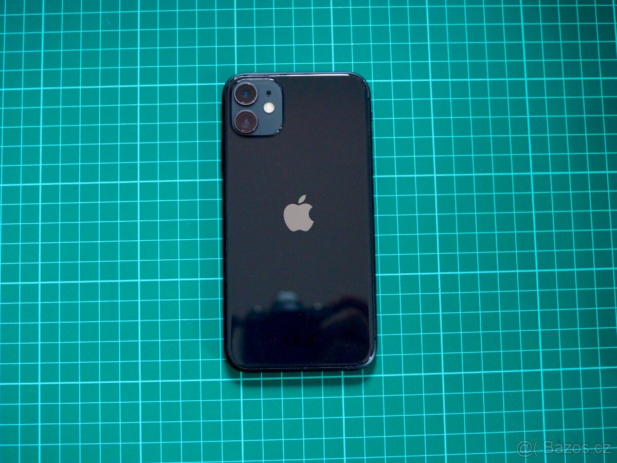 Apple iPhone 11 - 128 GB (Black) - 5