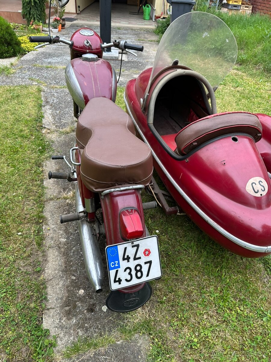 Jawa 250 Sidecar - 5