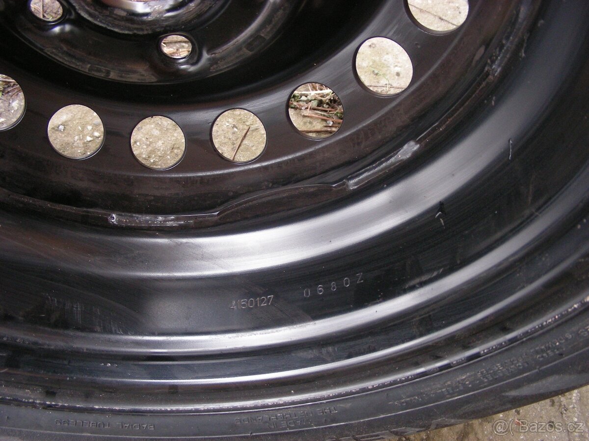 Prodám novou rezervu, kolo s novou pneumatikou. - 5