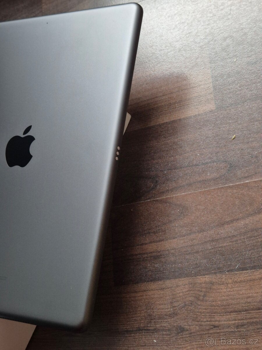 Apple iPad 8. generace 32gb TOP stav - 5