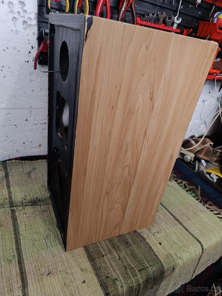 Různé reprobedny Tesla, TVM, AQ - 5