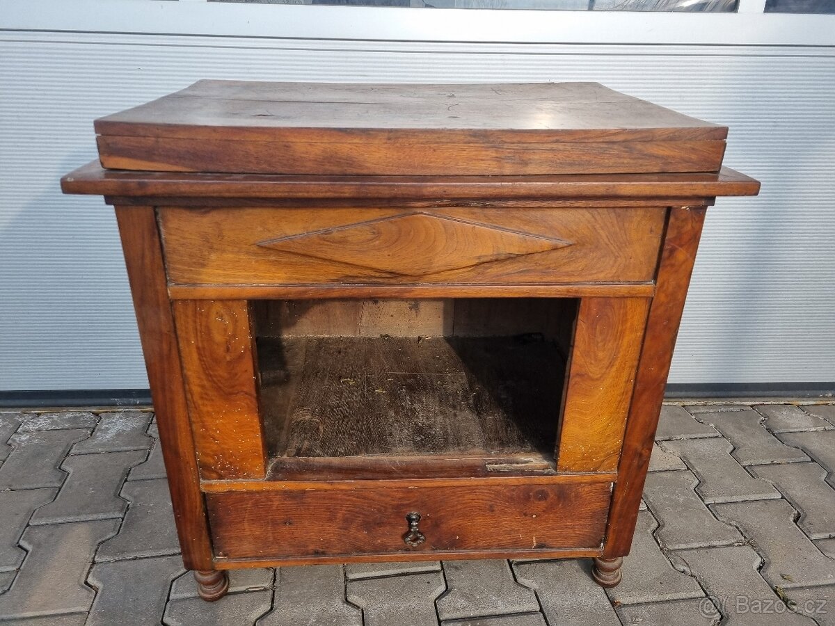 Skříňka na gramofon - masiv - 5