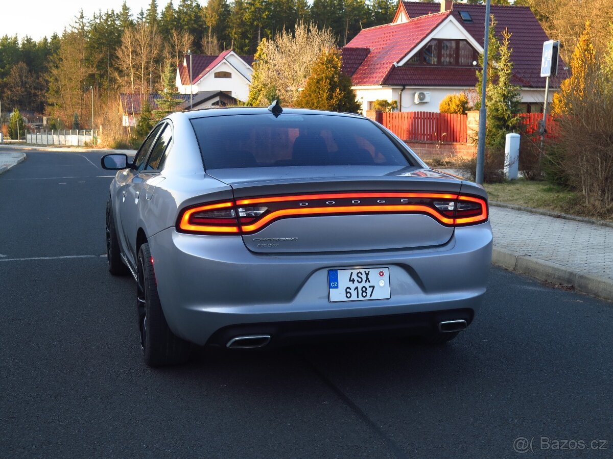 Dodge Charger, 3.6 V6 4x4 - DPH - po servisu - 5