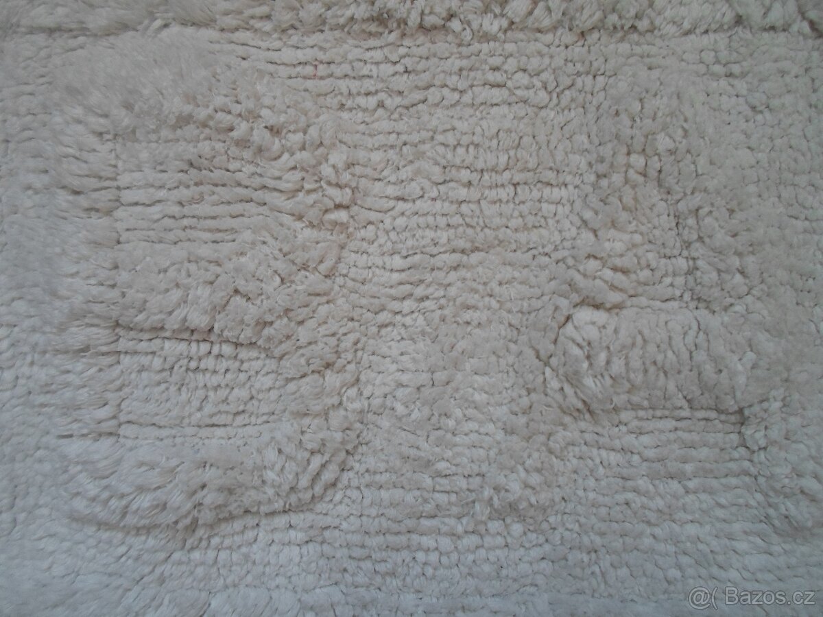 Bílá koupelnová předložka - 5