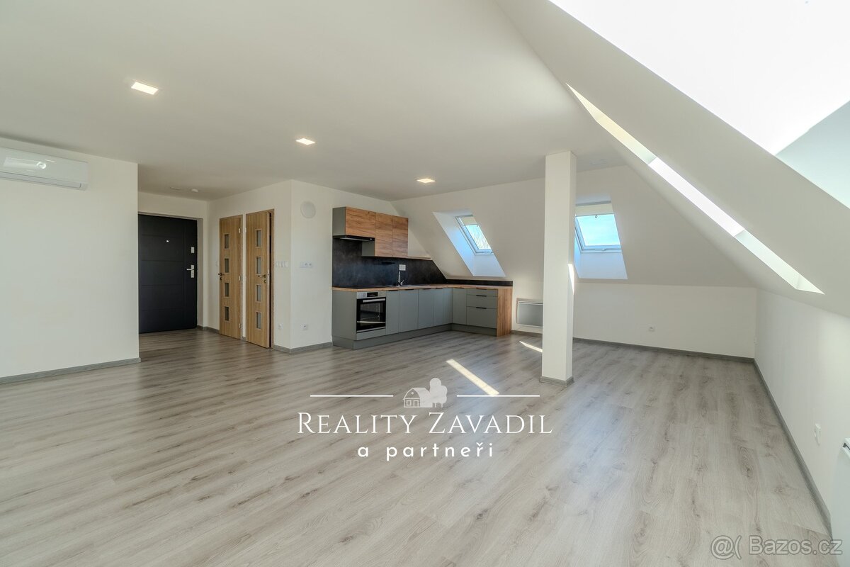 Pronájem bytu 3+KK, 80 m² , Šenovská, Slezská Ostrava - 5