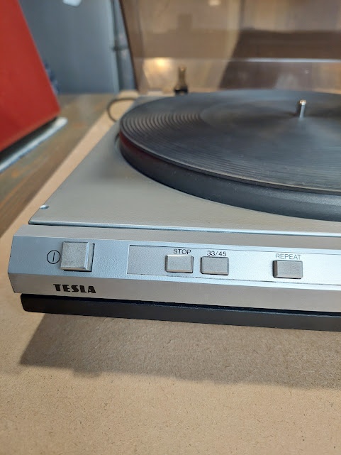 GRAMOFON TESLA MC 600Q NA OPRAVU - 5