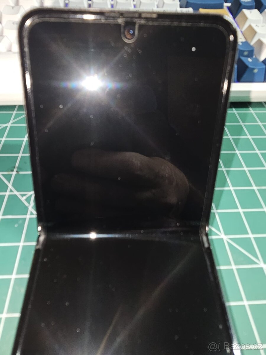 Samsung galaxy Z flip 5 256 gb - 5