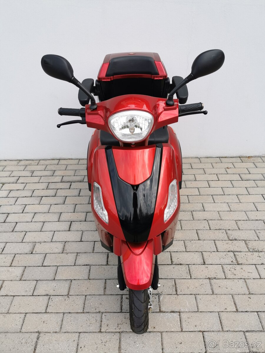 Elektrický skútr Selvo 31000 - 5