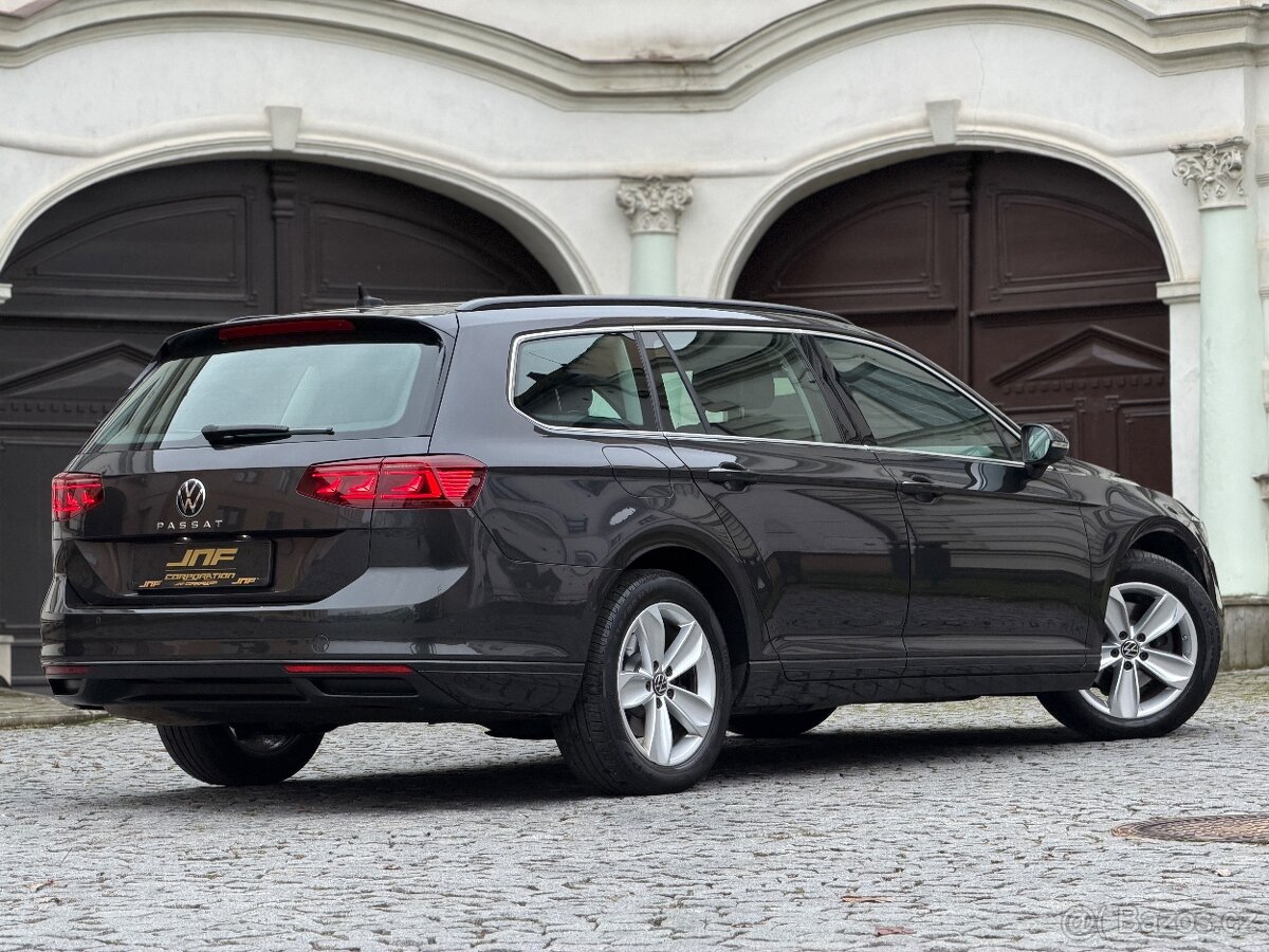 VW PASSAT VARIANT 2.0TDI 147kW DSG WEBASTO TAŽNÉ 2020 VÝBAVA - 5