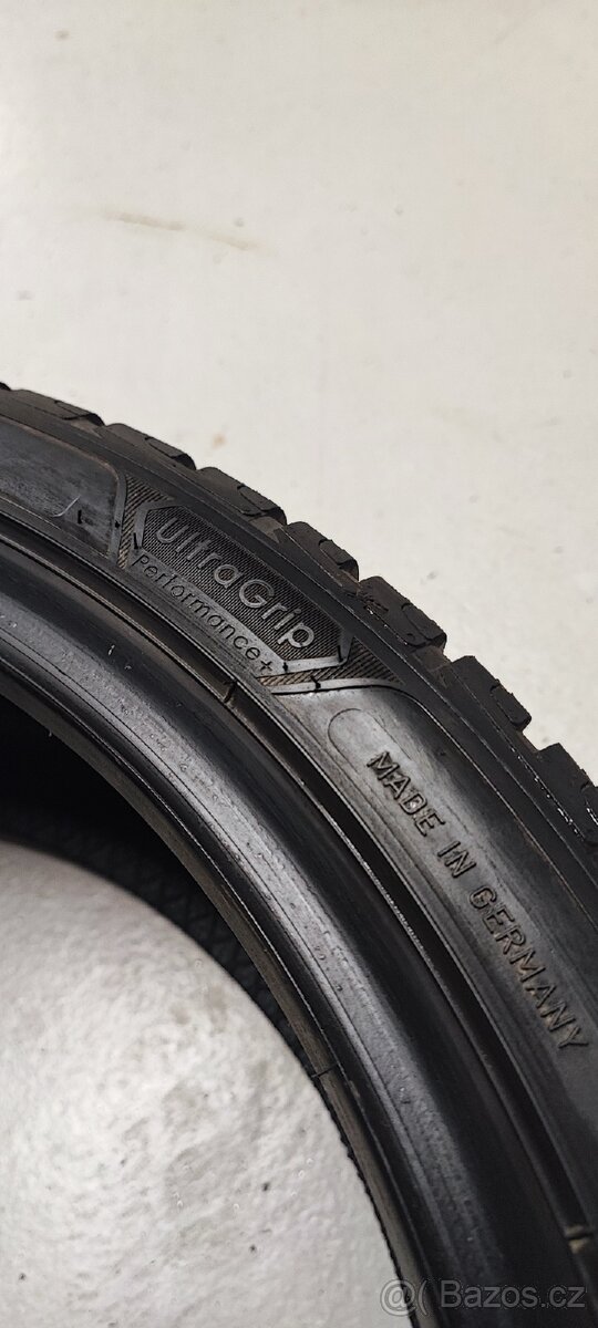 1ks 225/40/19 Goodyear Ultra, DOT 3021, vzorek 8.0mm. - 5