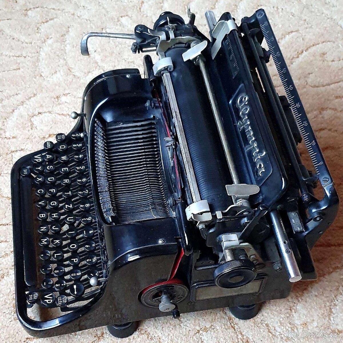 Starožitný psací stroj Olympia - 5