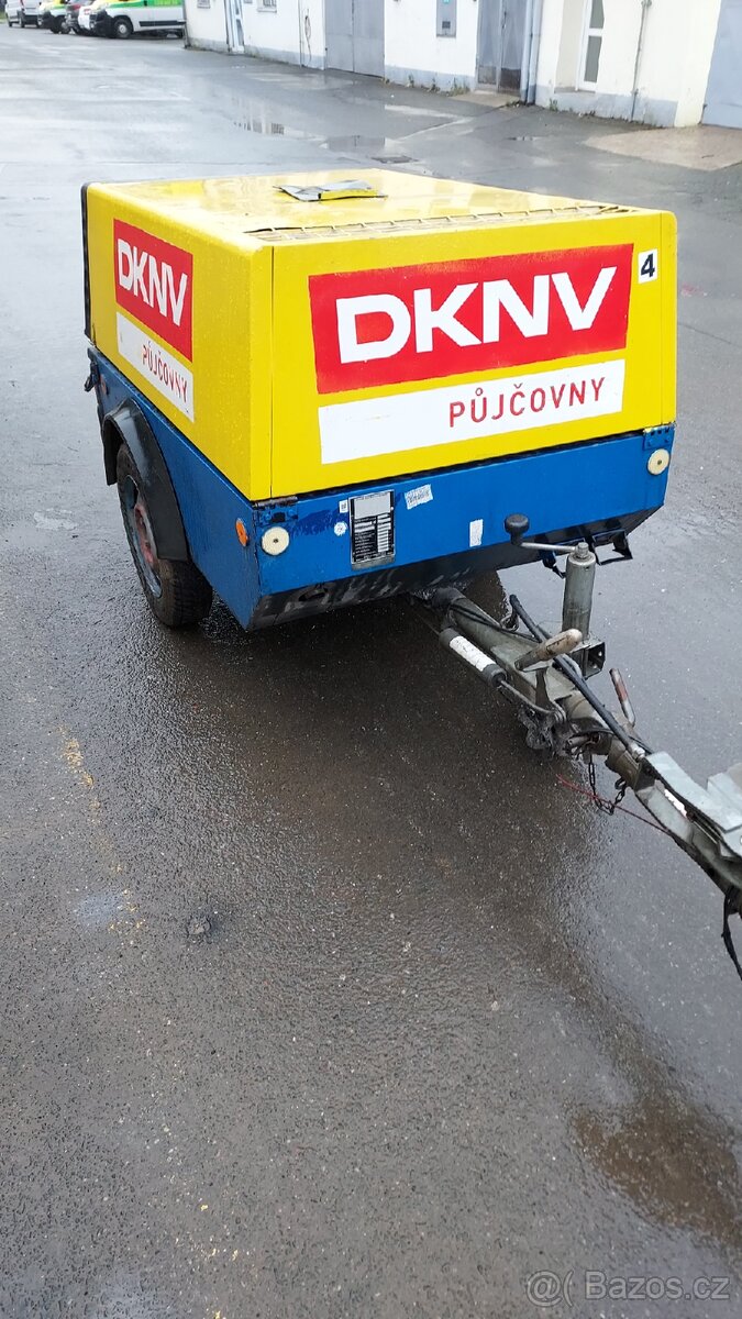 Kompresor pojízdný naftový - C 30, CompAir - 5