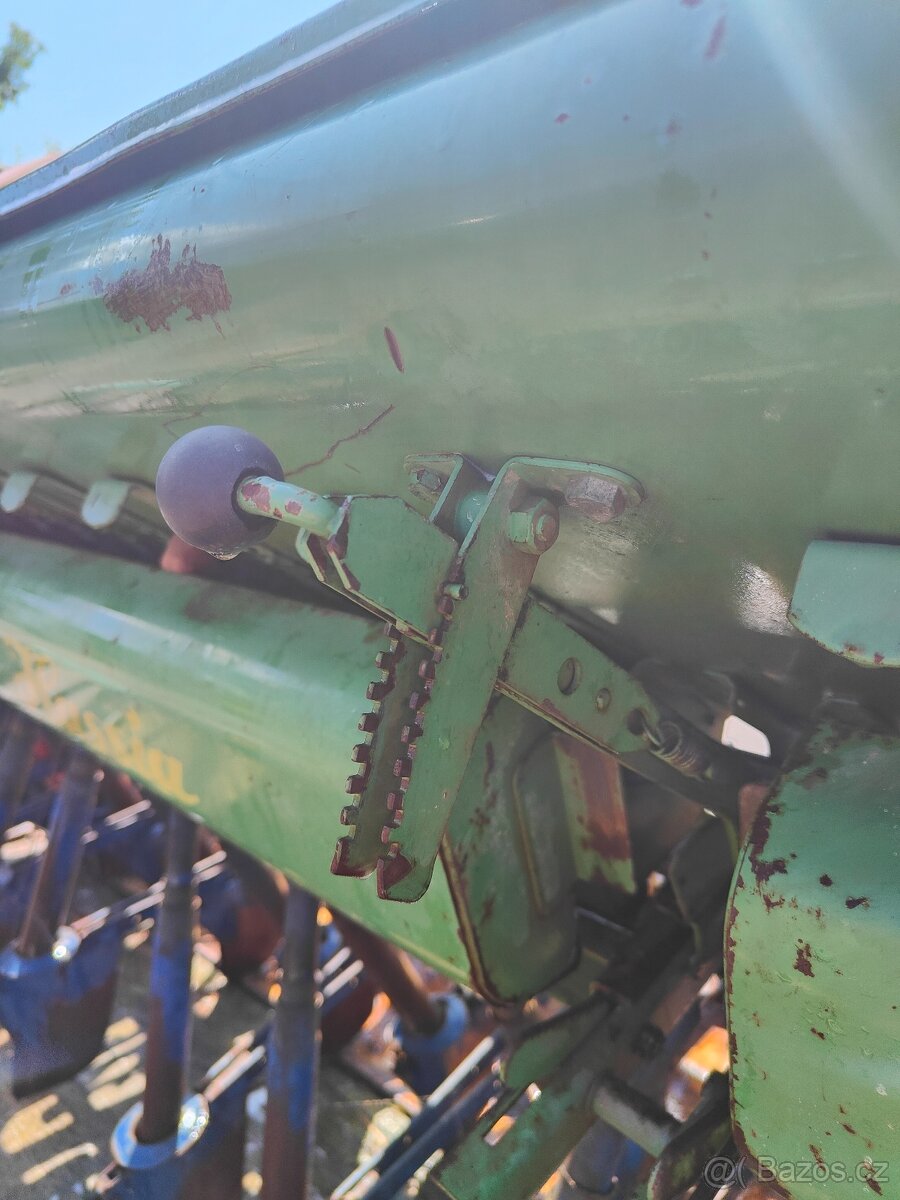 secí stroj hassia 3m. - 5