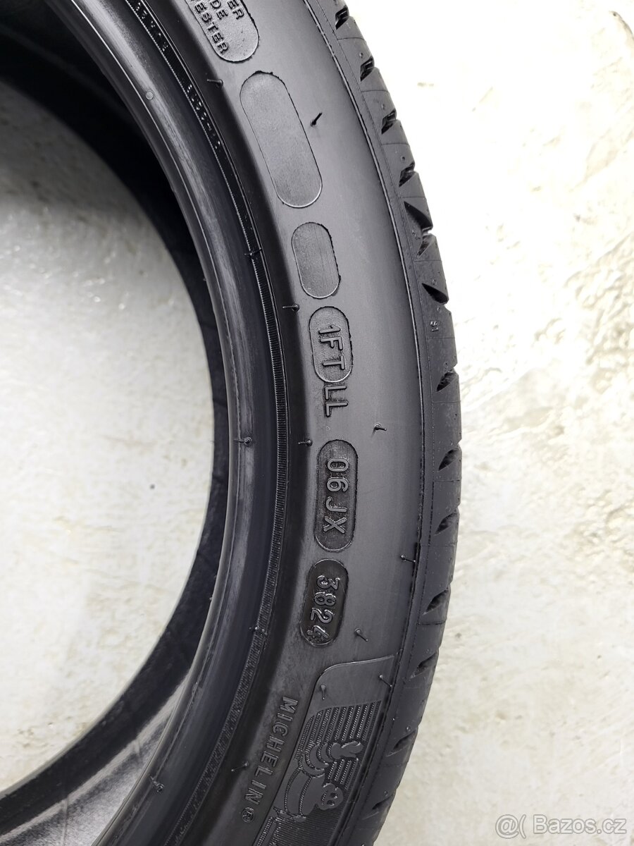 2x 205/45R17 Michelin Primacy 4 - 5