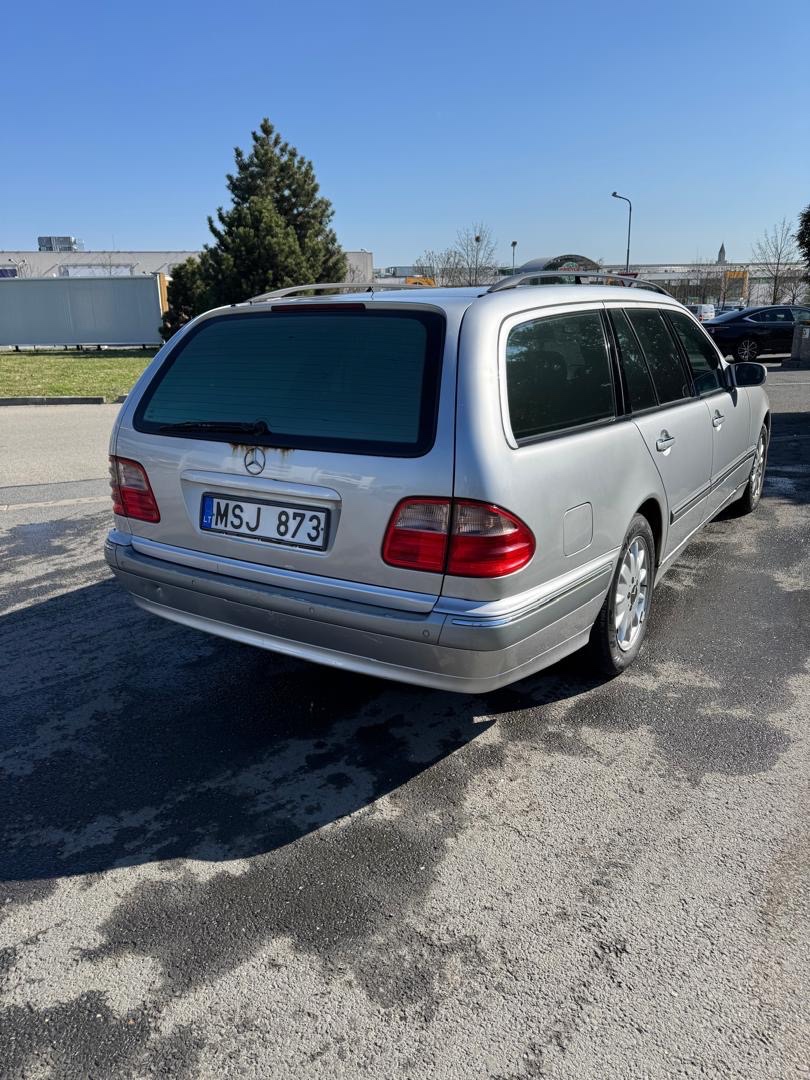 Mercedes-Benz E270 2001 rok kombi - 5