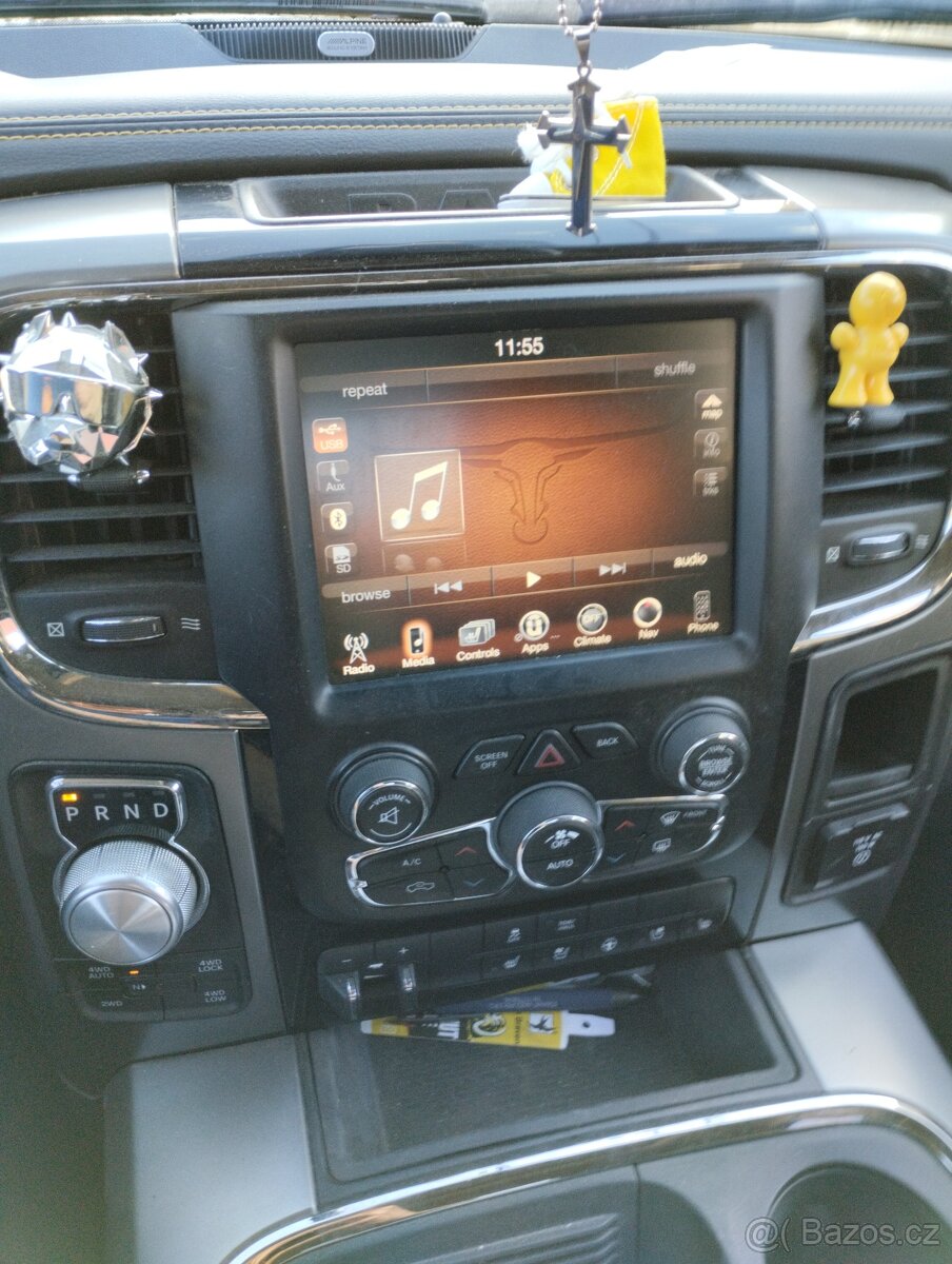 Dodge ram 5.7Hemi  najeto 53000KM