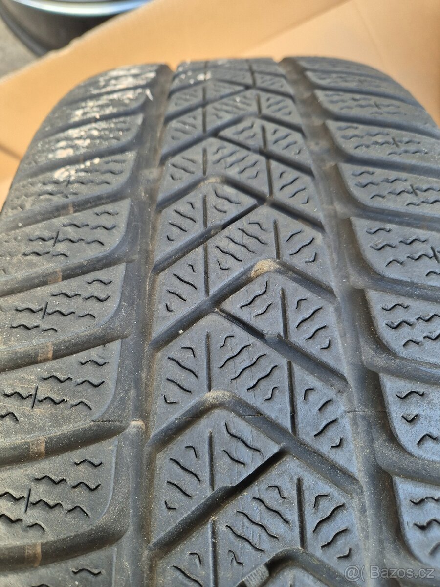 Zimní Alu kola Volkswagen Golf R18 ET51 Salvador - 5