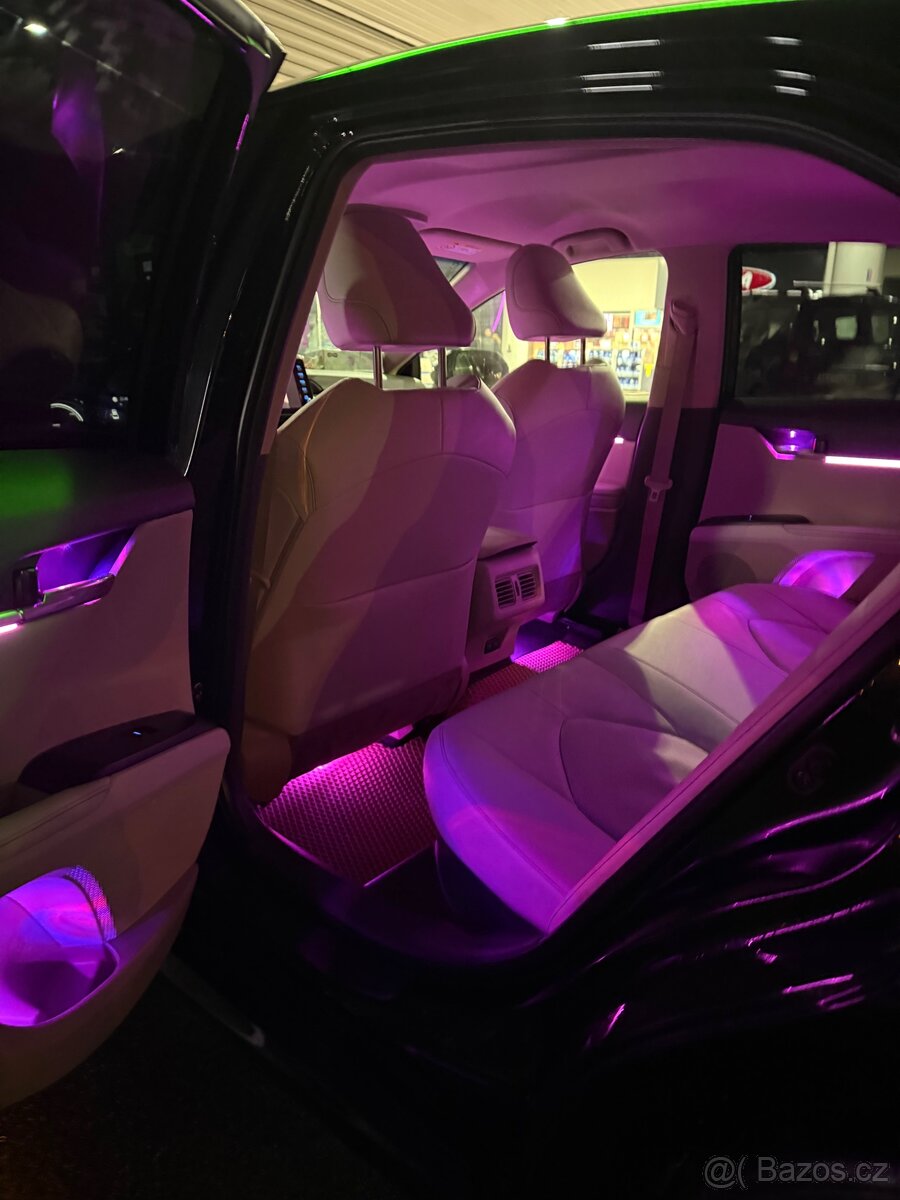 Do pronájmu Toyota Camry - 5