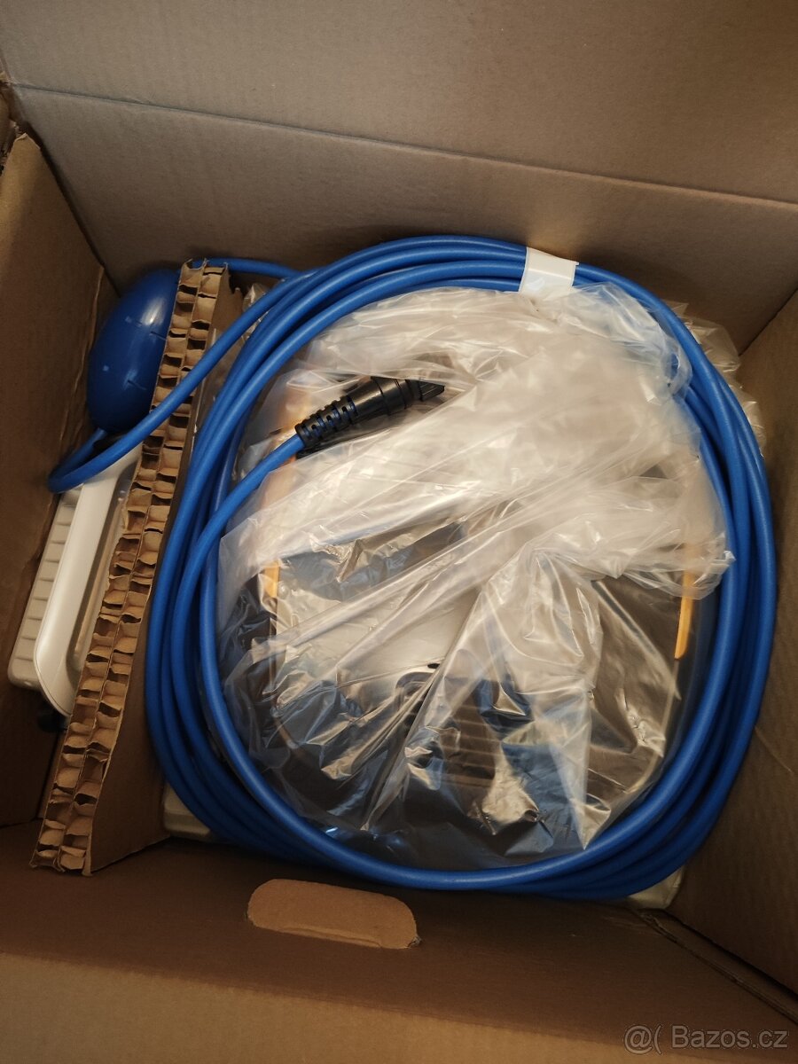 Bazenovy vysavac - 5