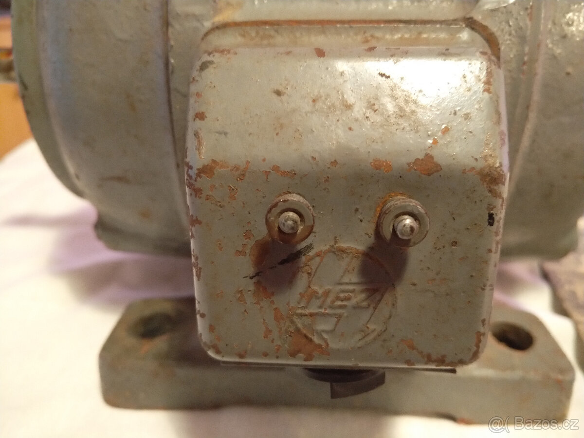 Elektromotor 0,37 KW 1420ot/min - 5