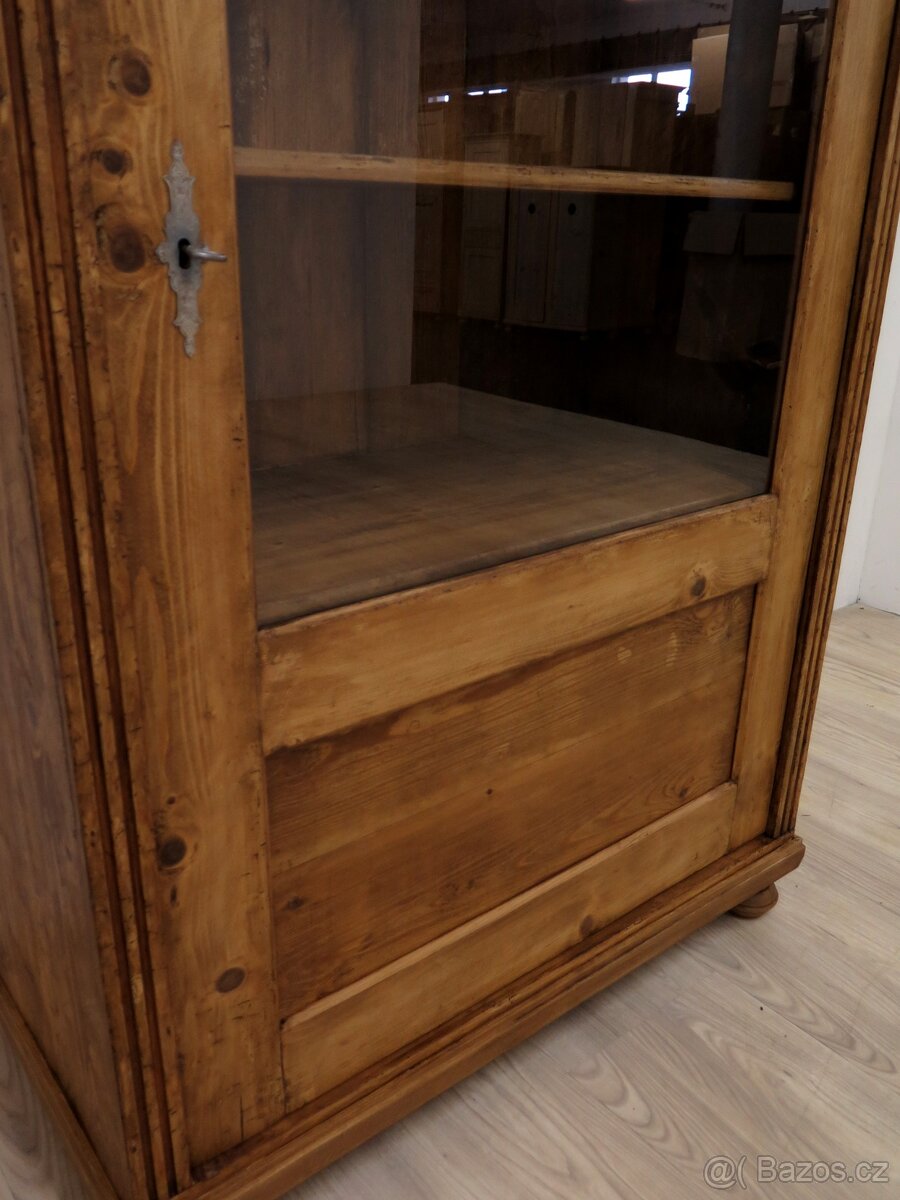 Starožitná vitrína - originál - 5