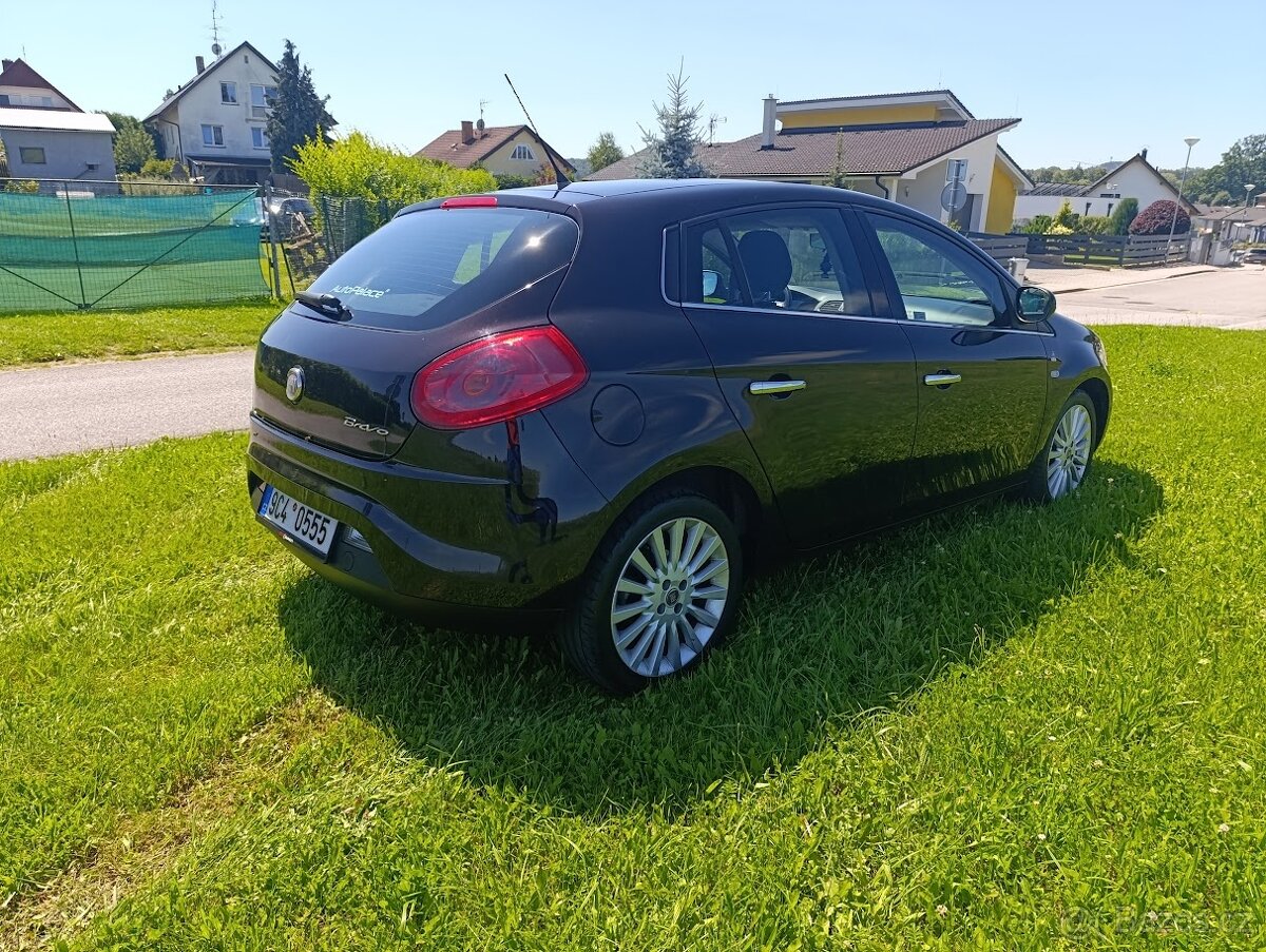 Bravo 1.4T 16V 120 - 5