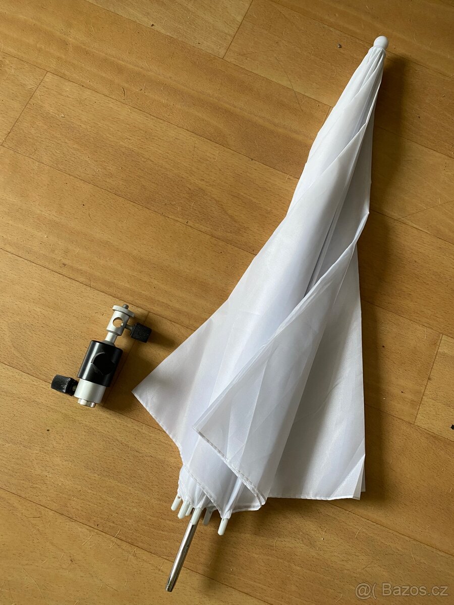 Foto deštník bílý s úchytem na stativ - 5