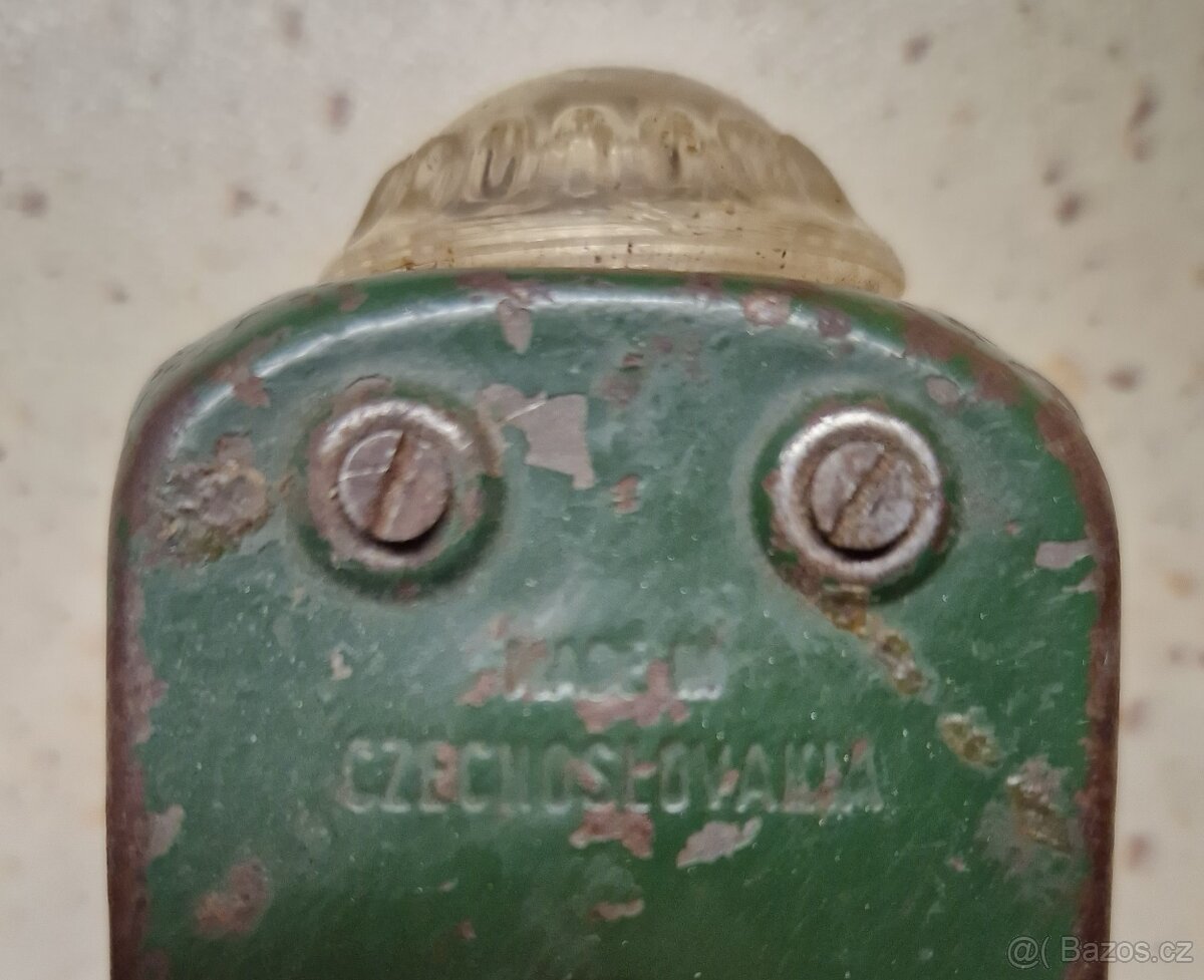 Svítilna - cvrček,nožíky Mikov Afrika a jiné,ple.pistolka - 5