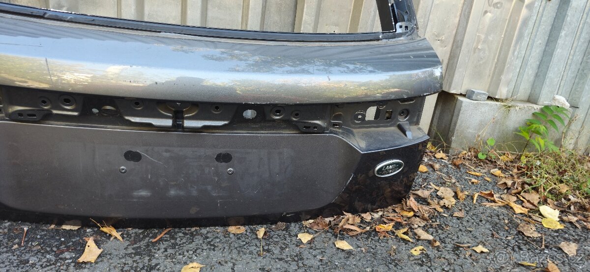 Viko kufru range rover velar L560 - 5