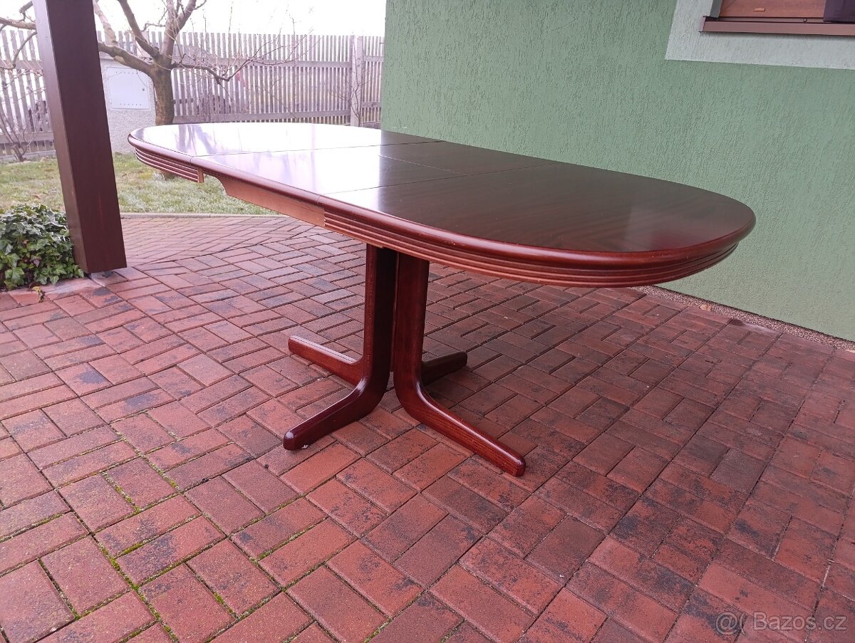Rozkládací jídelní stůl - 5