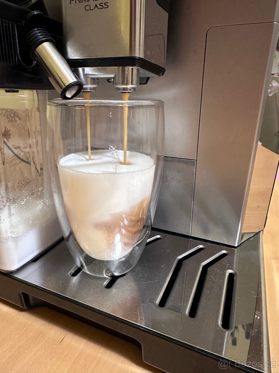 De’Longhi PrimaDonna Class ECAM 550.85.MS - 5