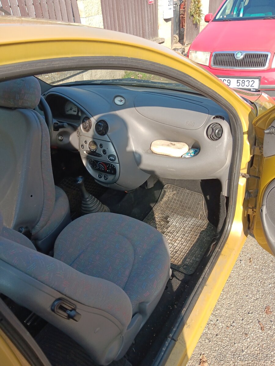 Prodám Ford ka - 5