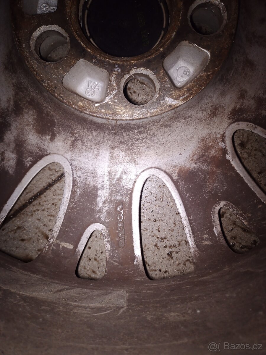 Alu Volvo 16" - 5