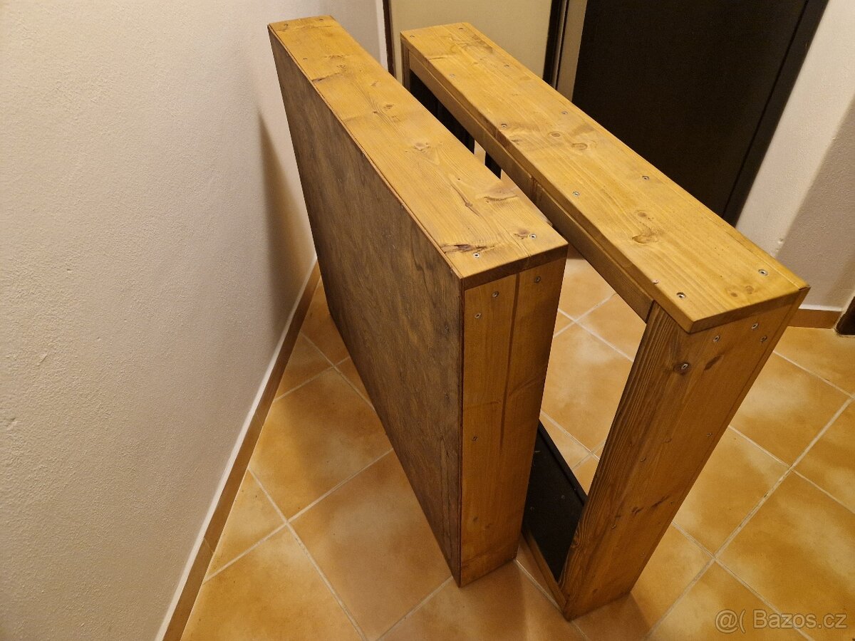 Dřevník - 5