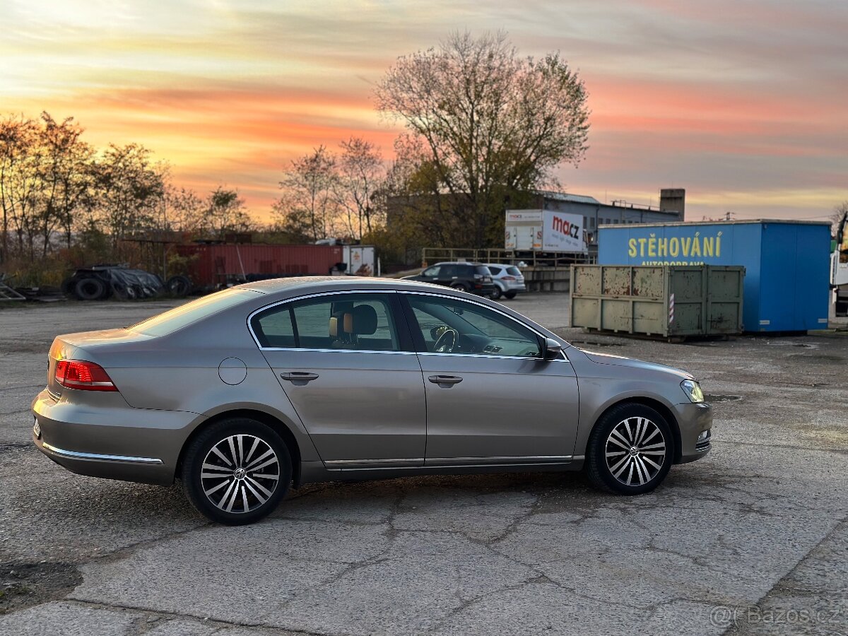 VW Passat B7 2.0 TDI 103 kw Sedan manuál 2 majitel - 5