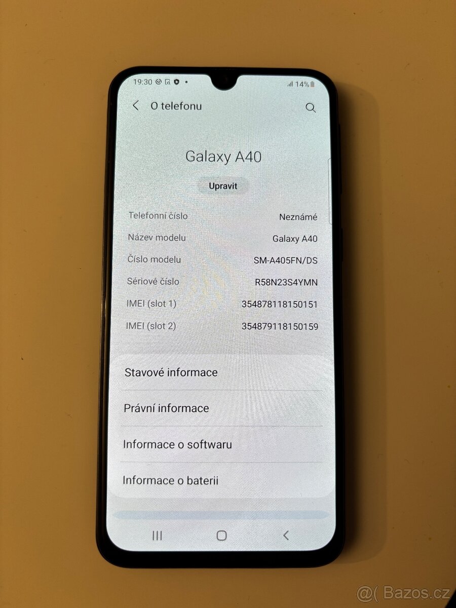 Prodám Samsung A40 - 5
