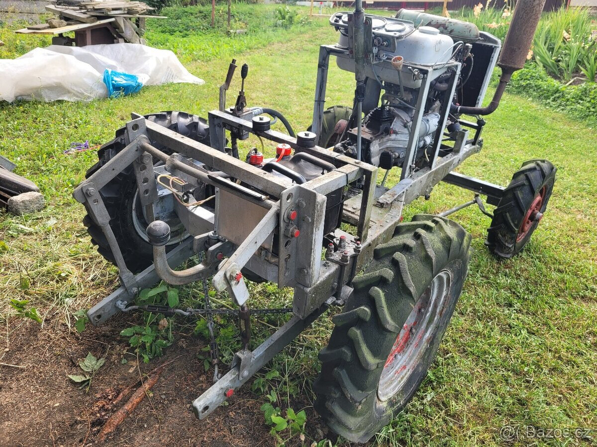 Prodám traktor domácí výroby. - 5