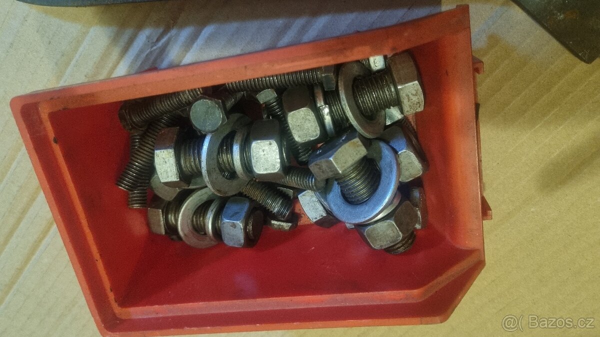 Harley úchyty side car - 5