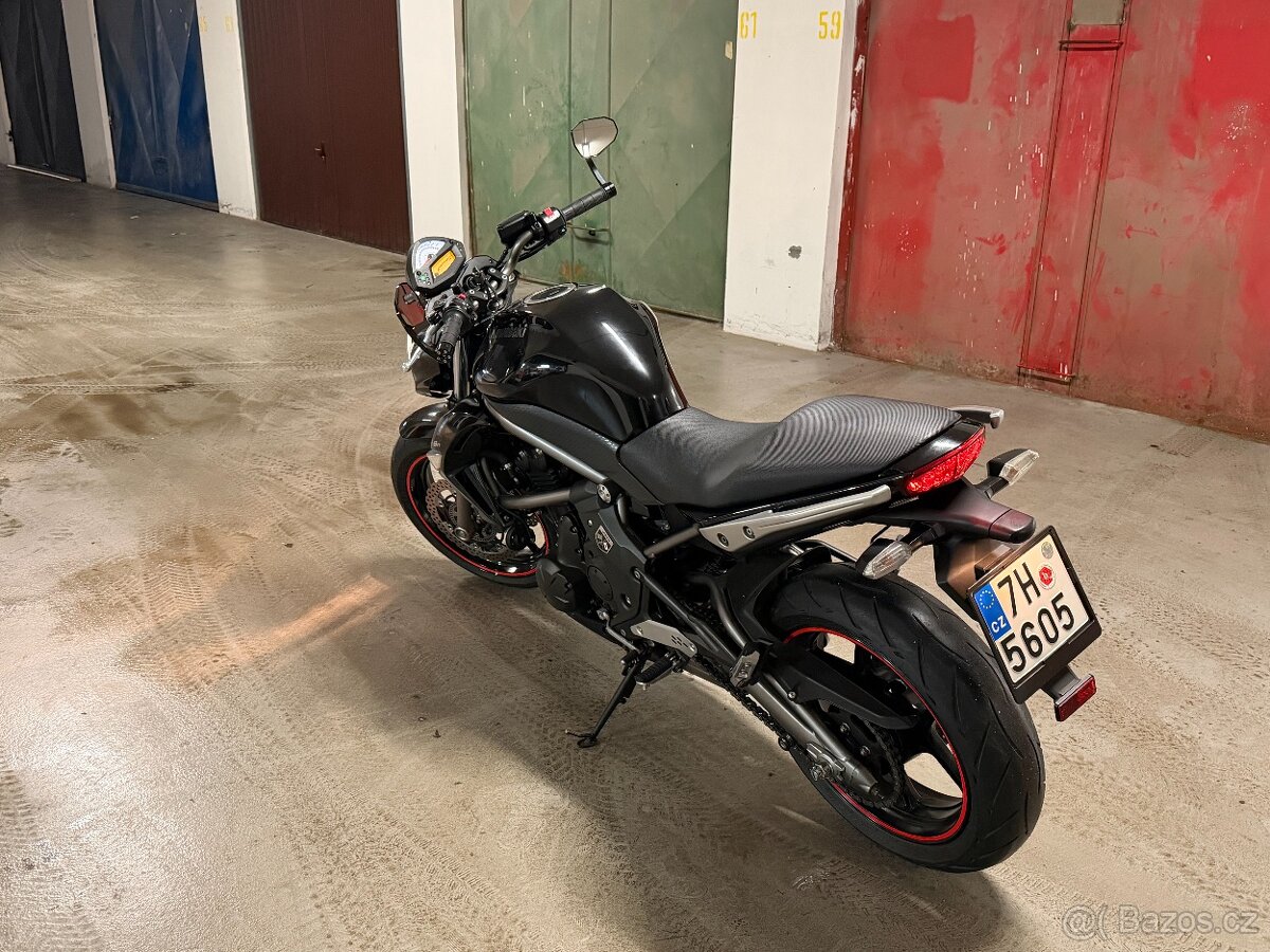 Kawasaki ER6N ABS - 5