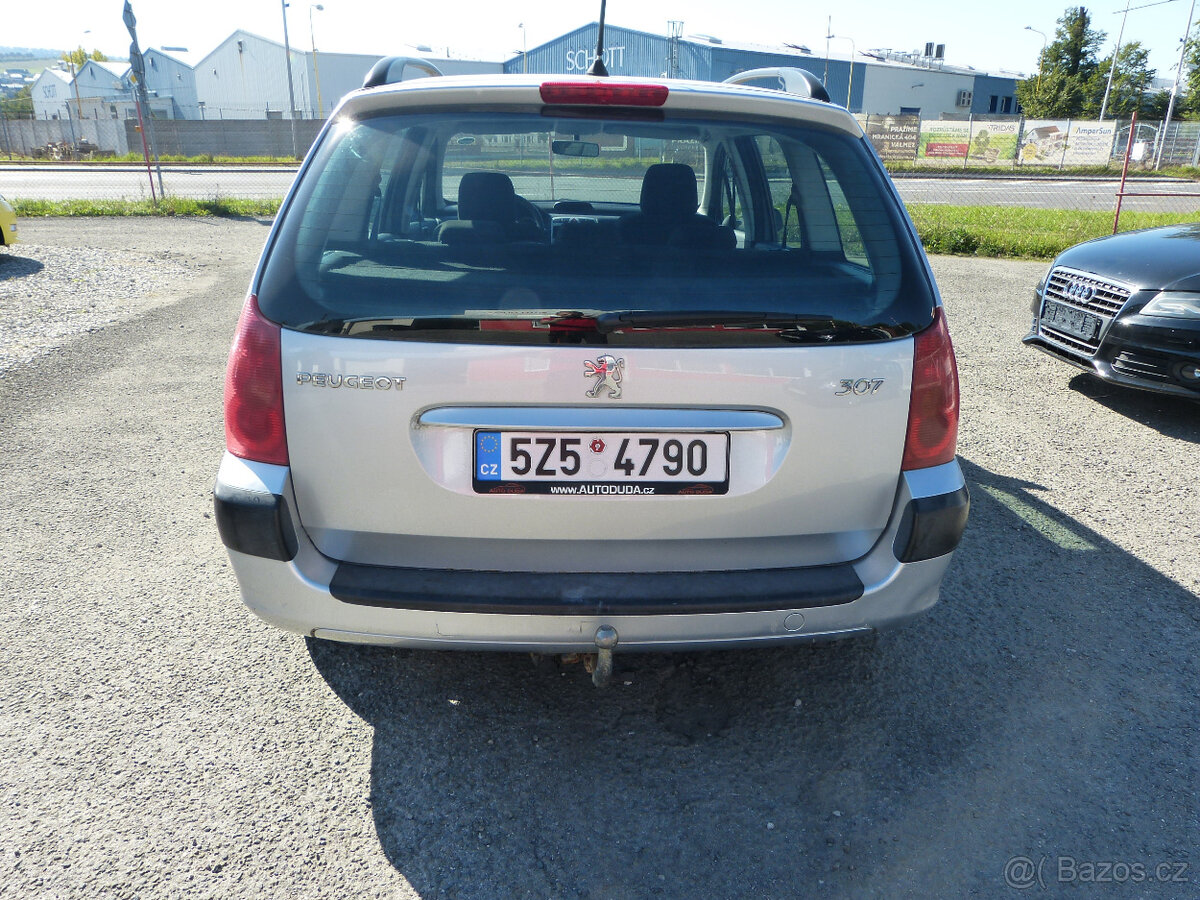 Peugeot 307 2.0 i - 5