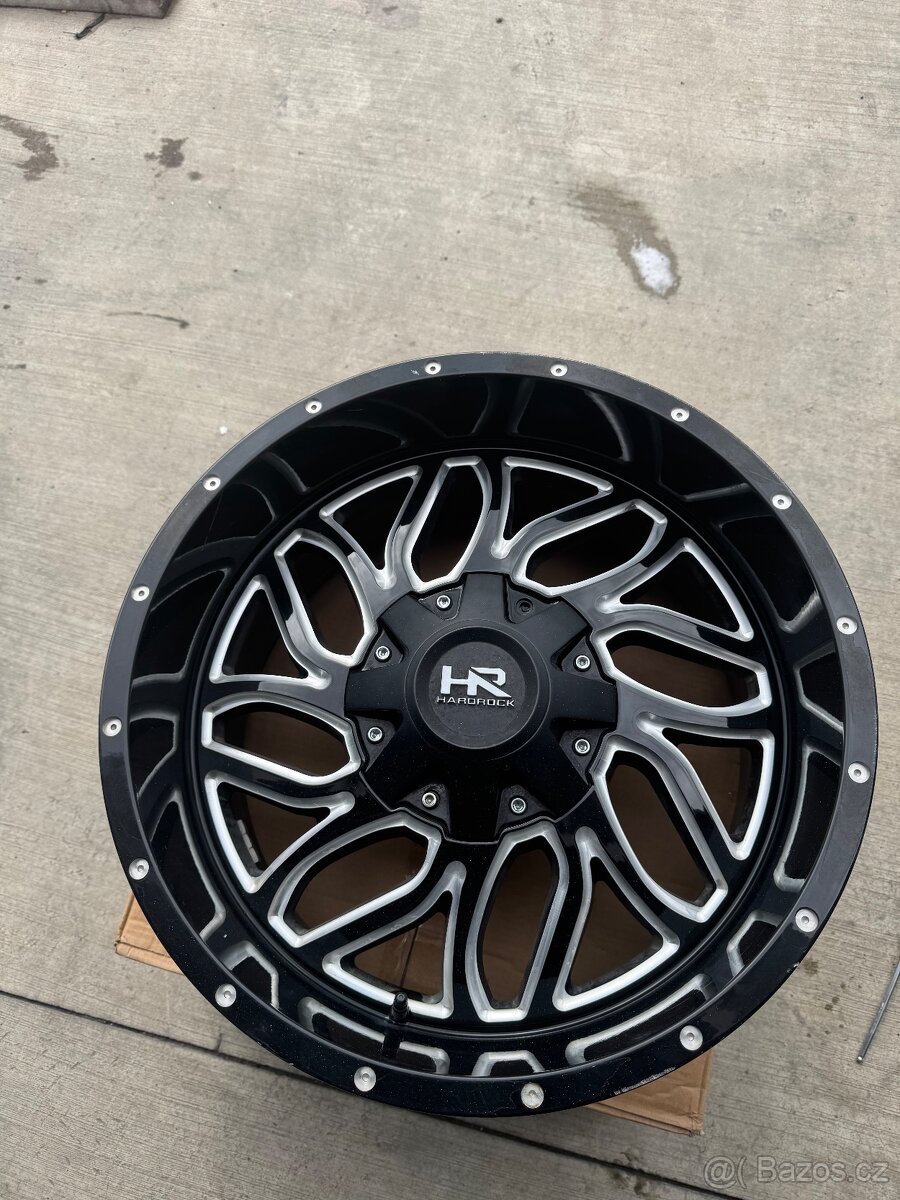 5x127 / 5x139,7 Hardrock r20
