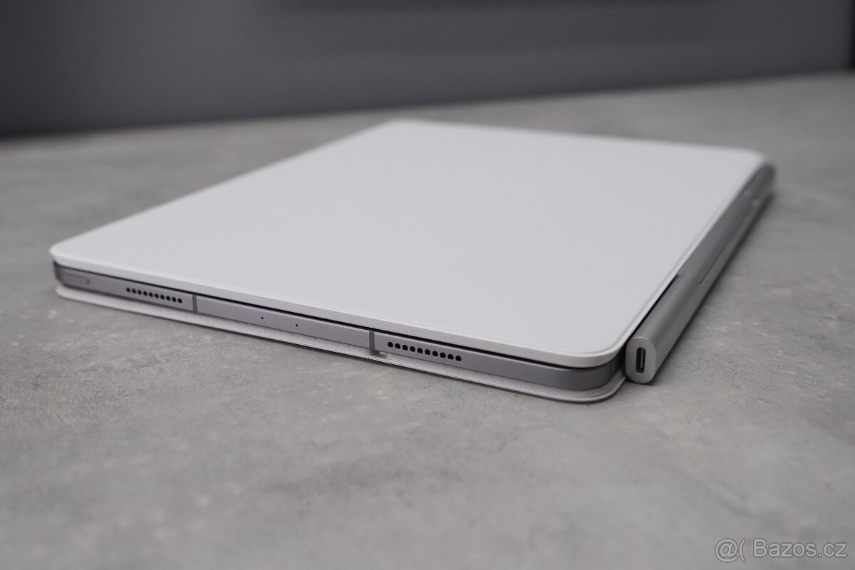Apple Magic Keyboard pro iPad Air 13" M3 - CZ - bílá - 5