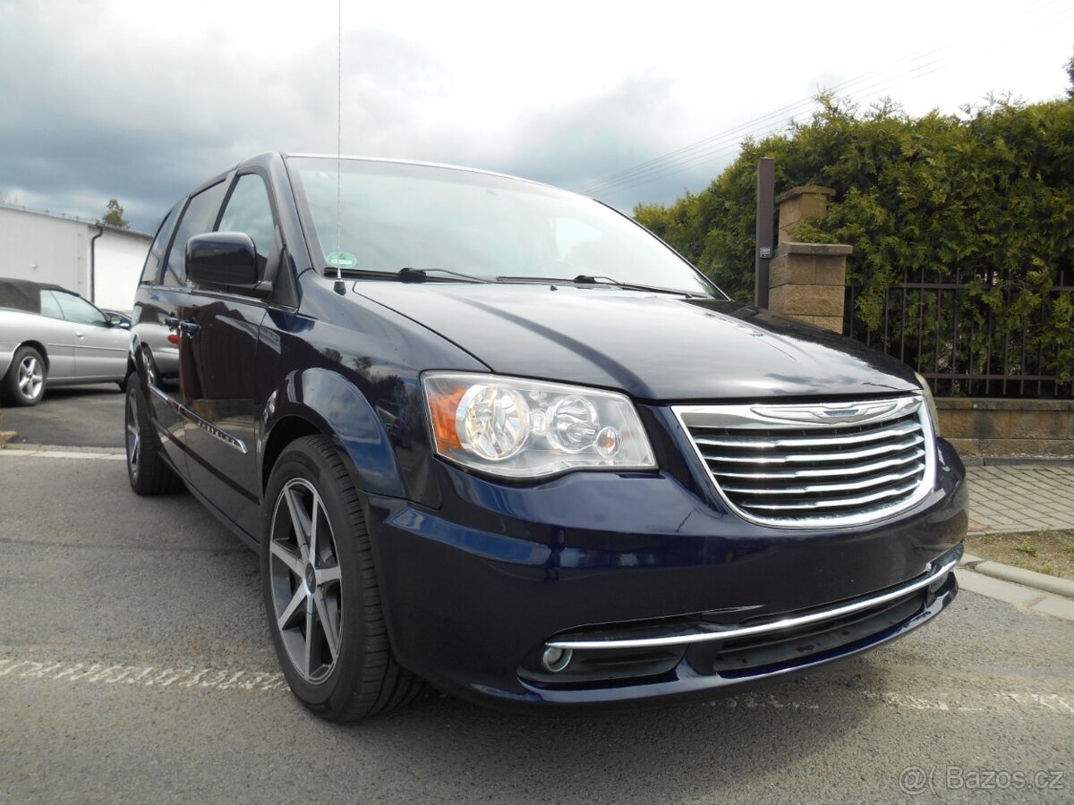 Chrysler Town & Country 3.6 RT LPG NAVI DVD 2013 - 5